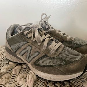 New Balance 990 V5 grey